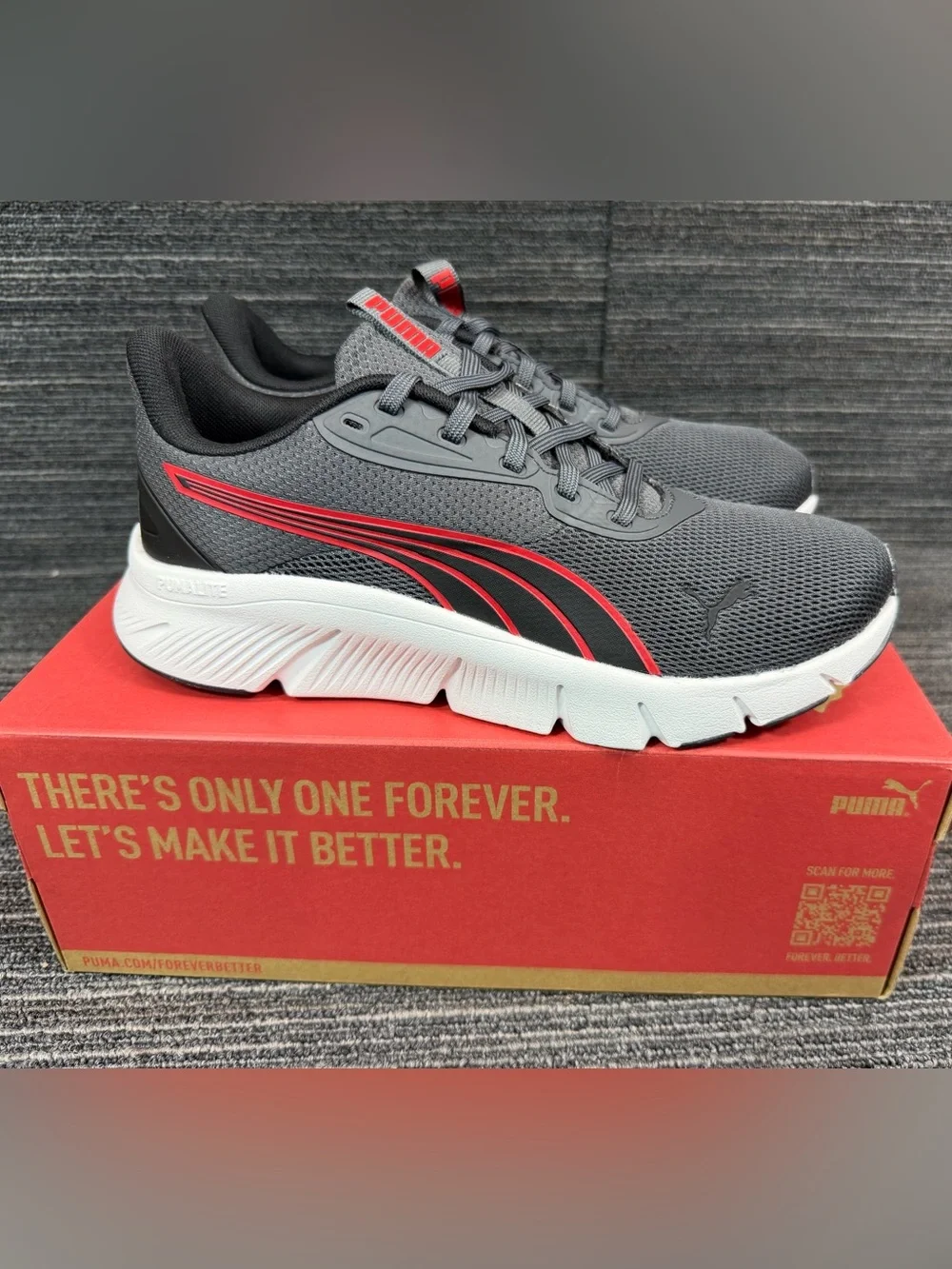 Puma FlexFocus Lite Modern Men's Size 8 Dusky Gray/Red/Puma Black Running Shoes